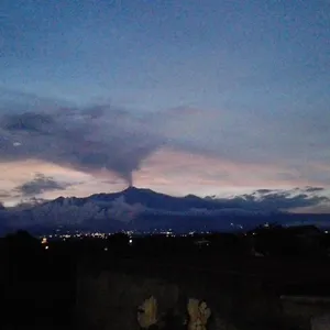 https://bed-and-breakfast-la-giara.catania-hotels.net